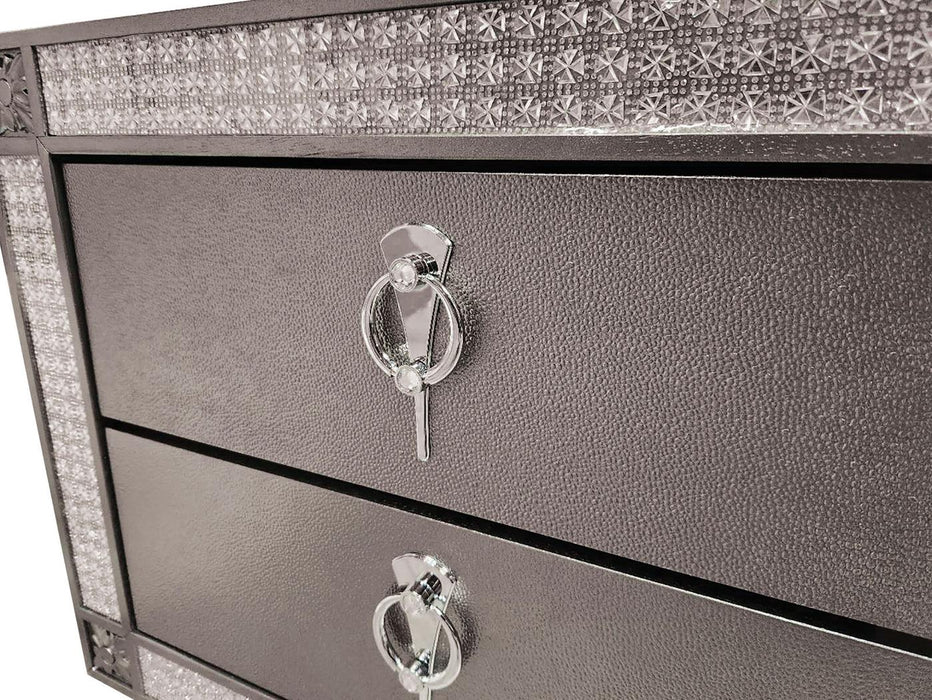 titania-5-pc-queen-bedroom-set-w-chest-4