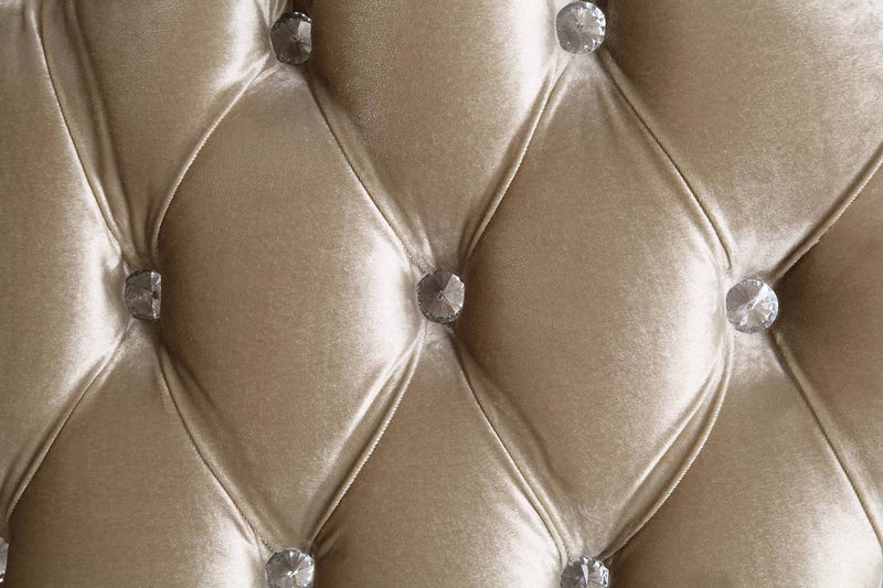 vanaheim-fabric-antique-white-loveseat-w-5-pillows-5
