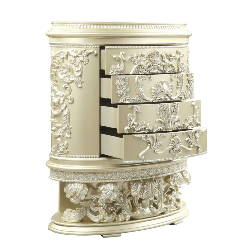 vatican-champagne-silver-chest-4