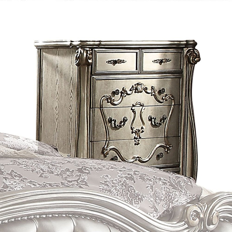 versailles-antique-platinum-chest-1