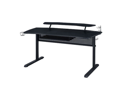 vildre-black-gaming-desk-w-usb-port-1