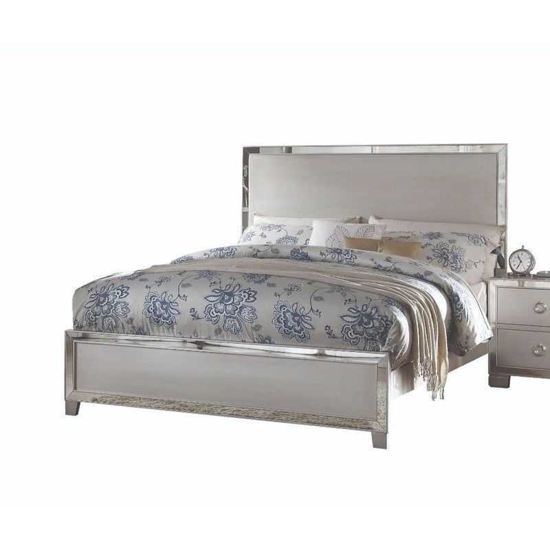 voeville-ii-platinum-queen-bed-1