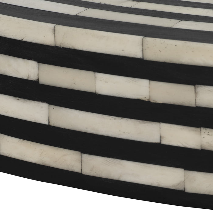 wood-39-stained-finish-coffee-table-black-4