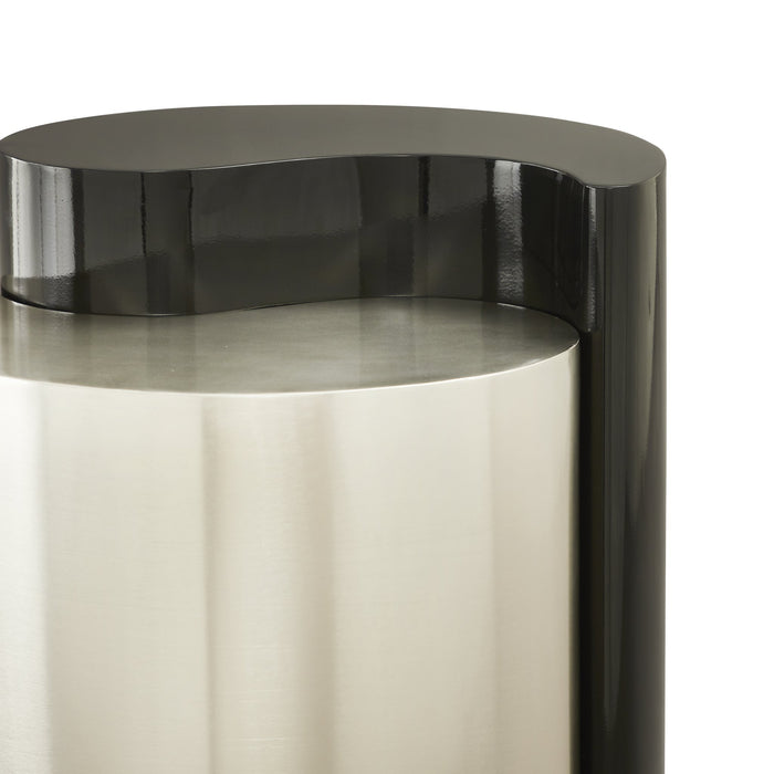ying-yang-end-table-in-black-silver-4