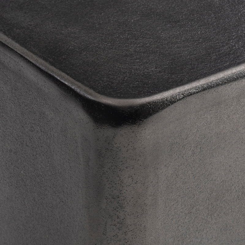 Juri Accent Table